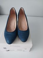 Nieuwe blauwe Hispanitas pumps te koop.M 38, Kleding | Dames, Schoenen, Ophalen, Zo goed als nieuw, Pumps
