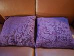 Twee mooie paars sierkussens in nieuwe staat, Huis en Inrichting, Woonaccessoires | Kussens, Ophalen of Verzenden, Paars