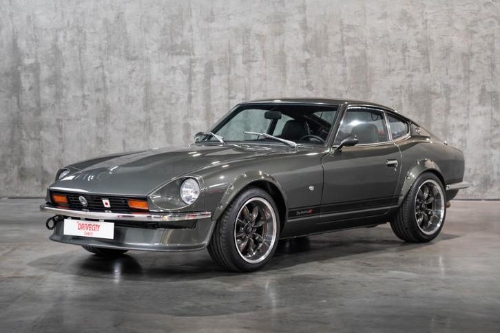 Datsun 280Z uit 1976, Auto's, Overige Auto's, Bedrijf, Te koop, Benzine, Coupé, 2 deurs, Handgeschakeld, Zilver of Grijs, Zwart