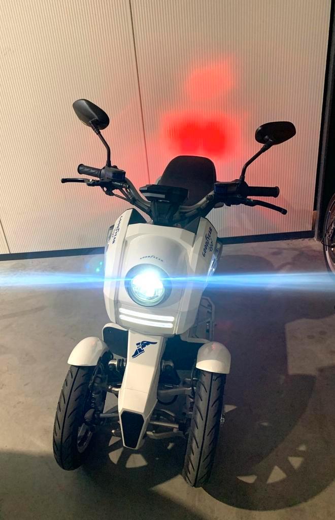 Elektrische driewieler scooter, Fietsen en Brommers, Brommeronderdelen | Scooters, Ophalen