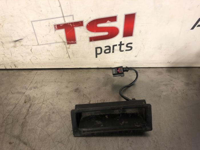 Commutateur hayon d'un Volkswagen Touareg, Autos : Pièces & Accessoires, Carrosserie & Tôlerie, Volkswagen, Utilisé, 3 mois de garantie