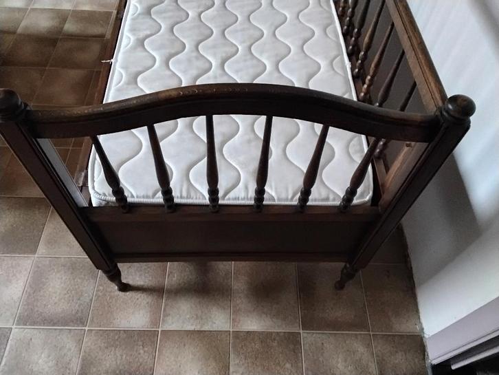 Kinderbedje, Kinderen en Baby's, Kinderkamer | Bedden, Gebruikt, 140 tot 160 cm, Minder dan 70 cm, Lattenbodem, Matras, Ophalen