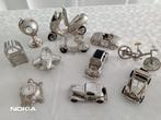 Horloges verwerkt in mini-figuren, Ophalen, Overige materialen, Onbekend