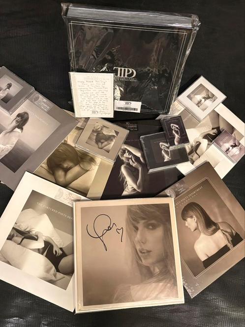 Taylor’s Swift Hand Signed Tortured Poets Complete., Cd's en Dvd's, Vinyl | Pop, Zo goed als nieuw, Ophalen of Verzenden