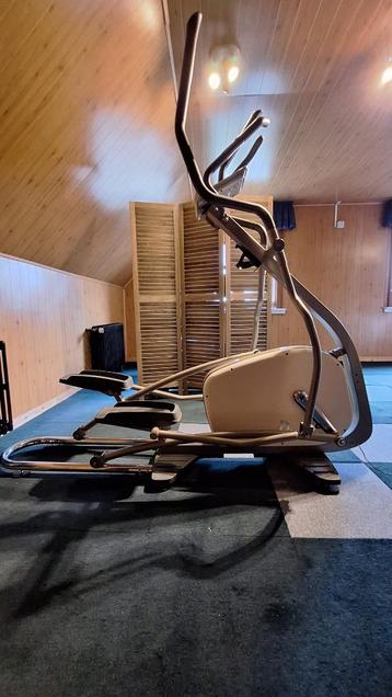 Crosstrainer beschikbaar voor biedingen
