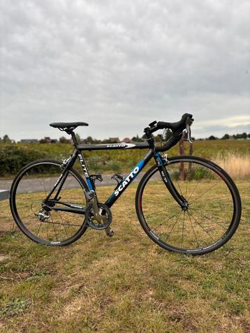 Perfecte Koersfiets Scatto + Shimano 105 beschikbaar voor biedingen
