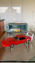 Superbe Dodge Charger Daytona 1:18 ERTL American muscle, Hobby & Loisirs créatifs, Voitures miniatures | 1:18, ERTL, Neuf