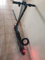 Ducati pro evo 1 step met nieuwe achterband oplader en boek, Ophalen, Zo goed als nieuw