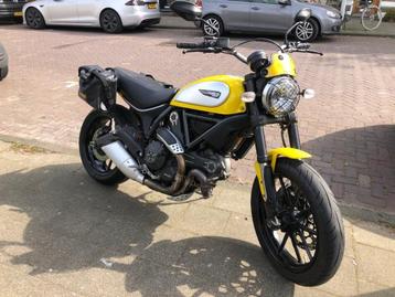 Ducati Scrambler Icon 800 beschikbaar voor biedingen