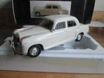 Mercedes-Benz 220 S beige KK Scale 1:18, Hobby & Loisirs créatifs, Voitures miniatures | 1:18, Comme neuf, Autres marques, Voiture