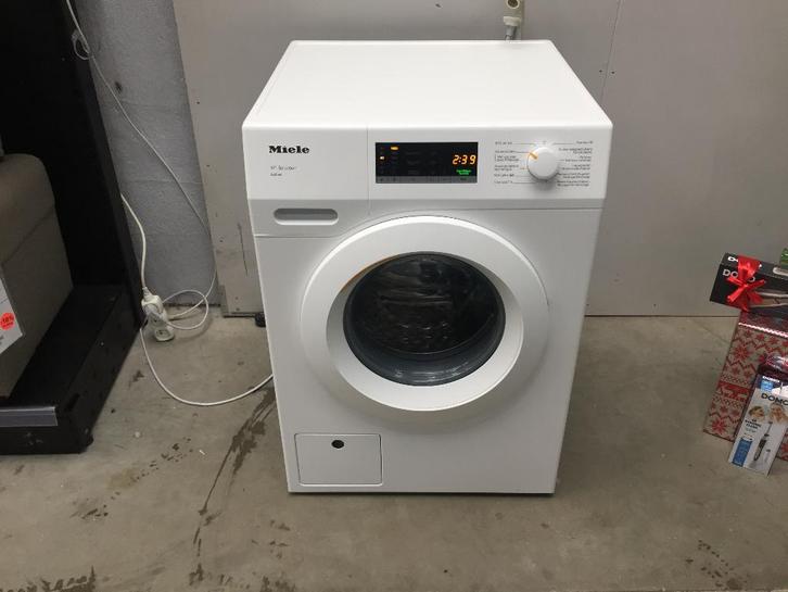 (57) Recente wasmachine Miele 1400 tr W1, Electroménager, Lave-linge, Comme neuf, Enlèvement