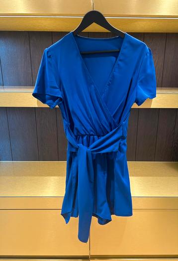 Jumpsuit  beschikbaar voor biedingen