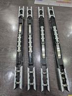 Rails Glijwagens Mercedes W447, Ophalen