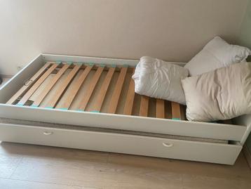 Bed beschikbaar voor biedingen