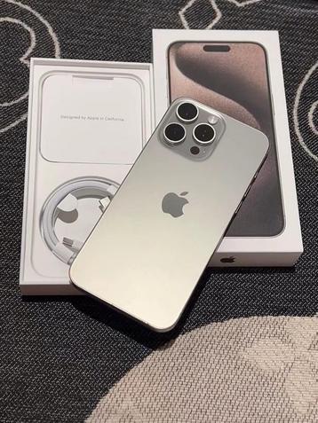  iPhone 15 Pro – 256 Go – Titane Gris beschikbaar voor biedingen
