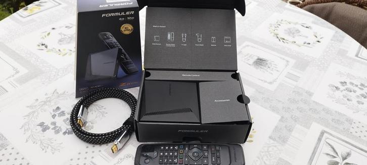 Formuler Z11 Pro Max, TV, Hi-fi & Vidéo, Lecteurs multimédias, Utilisé, HDMI, USB 2.0, Enlèvement ou Envoi