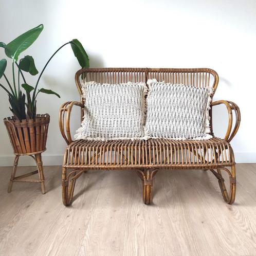 Vintage rotan bank jaren '60 - stijl Noordwolde, Huis en Inrichting, Zetels | Zetels en Chaises Longues, Gebruikt, Tweepersoons