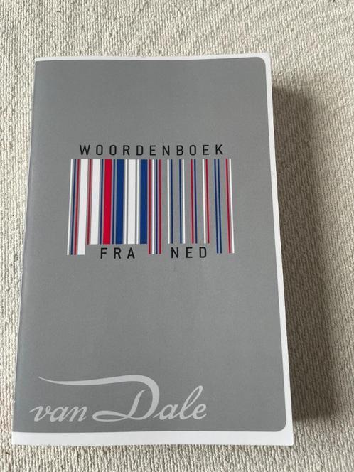 Woordenboek Frans-Nederlands van Dale, Boeken, Woordenboeken, Zo goed als nieuw, Frans, Van Dale, Ophalen
