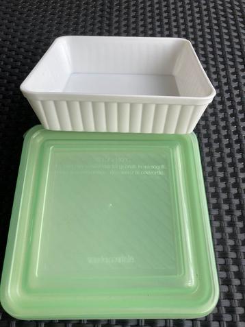 2 potjes + deksel beschikbaar voor biedingen