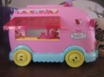 Taartenwagen van Minnie, Ophalen