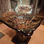 'Een Art Deco vaas van geperst glas van 18 cm, Ophalen of Verzenden