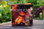 The Spirit of Asia _ English book Thames & Hudson 2000, Livres, Comme neuf, Asie, Enlèvement ou Envoi