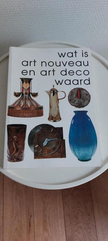 Wat is art nouveau en art deco waard. beschikbaar voor biedingen