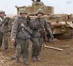 ZOEK Duits winteruniform uit de Tweede Wereldoorlog, Ophalen of Verzenden, Landmacht, Kleding of Schoenen