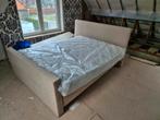 Boxspring in goeie staat met zeer goeie bijna nieuwe matras, Huis en Inrichting, Slaapkamer | Bedden, Beige, Tweepersoons, Ophalen of Verzenden