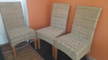 3 rotan teak stoelen beschikbaar voor biedingen