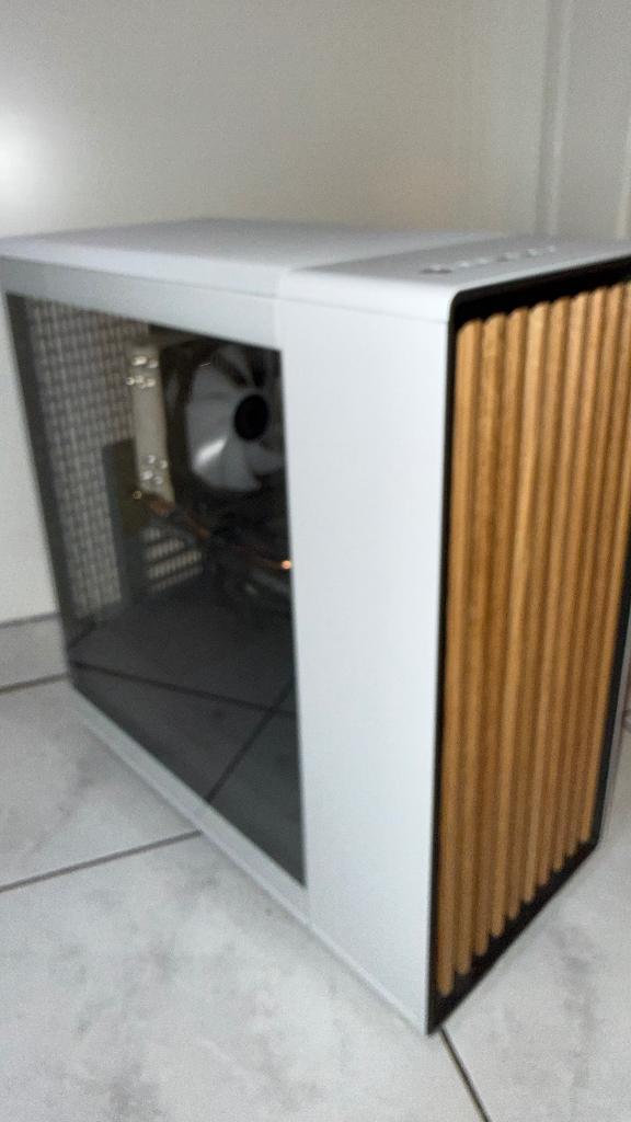 Gaming PC - 32MB - RTX 4060 - MSI board - praktisch nieuw, Computers en Software, Desktop Pc's, Zo goed als nieuw, 4 Ghz of meer