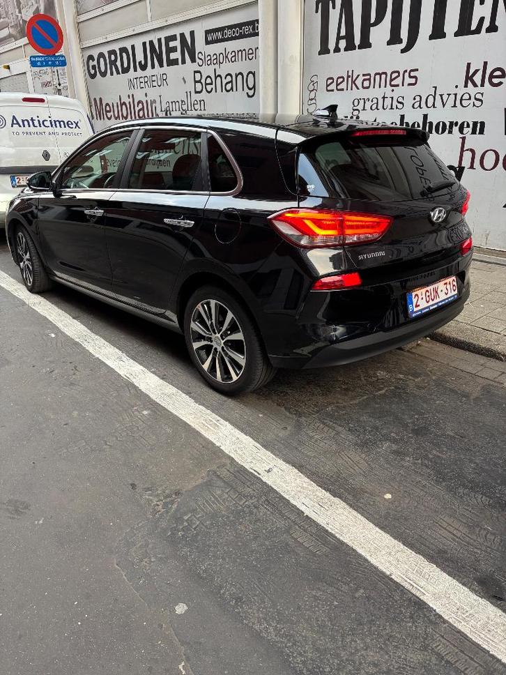 Hyundai 1.6 CRDI 136 pk AUTOMAAT FULL-OPTION, Auto's, Hyundai, Particulier, i30, ABS, Achteruitrijcamera, Adaptieve lichten, Adaptive Cruise Control