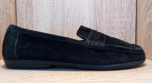 Nieuwe zwarte suède instappers. Maat 38 (klein) Maar corres, Kleding | Dames, Schoenen, Nieuw, Zwart, Ophalen of Verzenden