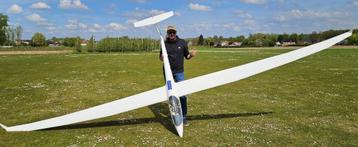 Voll GFK 6m LET Discus 2c met AFT19evo  beschikbaar voor biedingen