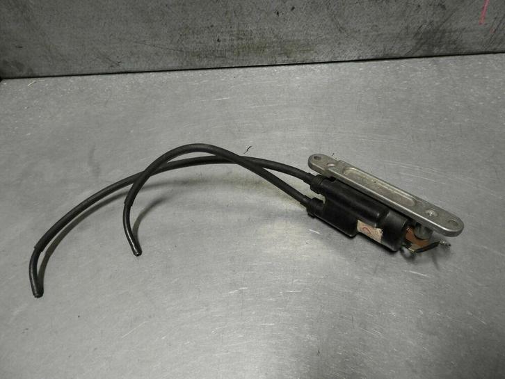CM200T 1980 - 1982 Honda Bobijn bougiekop D1-43876, Motoren, Onderdelen | Honda