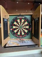 Unicorn Dartbord met houten kast, Sport en Fitness, Darts, Ophalen, Dartbord