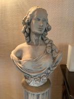 Standbeeld, borstbeeld van een vrouw, Tuin en Terras, Zo goed als nieuw, Ophalen