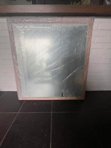 NIEUW vierkante spiegel 80x80 beschikbaar voor biedingen