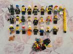 25 Lego Minifiguren met accessoires te koop., Ophalen of Verzenden, Lego, Zo goed als nieuw