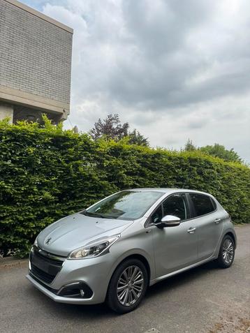 Peugeot 208 STYLE 1.2 benzine - 119.000KM - 2016 - GARANTIE beschikbaar voor biedingen