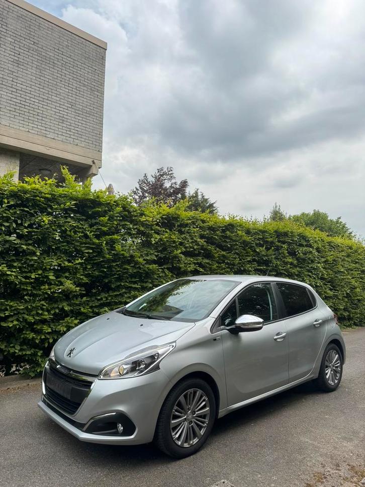 Peugeot 208 STYLE 1.2 benzine - 119.000KM - 2016 - GARANTIE, Auto's, Peugeot, Bedrijf, Te koop, ABS, Adaptieve lichten, Airbags