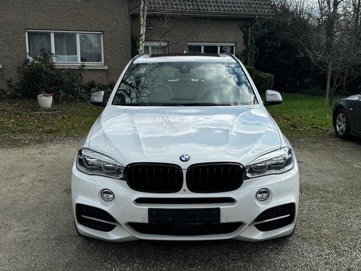 BMW X5 M50d / 72.000km / FULL / Diesel / Euro 6, Auto's, BMW, Particulier, Te koop, X5, Bluetooth, Diesel, Euro 6, SUV of Terreinwagen