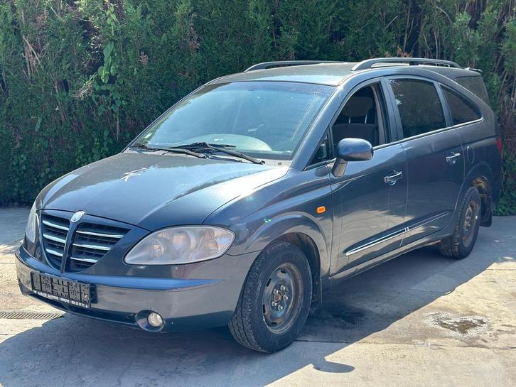 ssangyong roduis 2.7 diesel 1400€ zo meenemen, Auto's, SsangYong, Bedrijf, Te koop, Ophalen