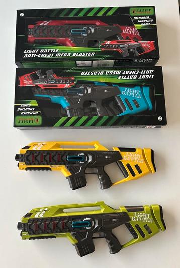 4 light battle anti-cheat mega blasters beschikbaar voor biedingen