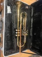 CG CONN LTD  Trompet + koffer, Musique & Instruments, Instruments à vent | Trompettes, Enlèvement, Comme neuf