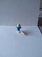 Clumsy Smurf-serie De Smurfen en het Dorp van, Verzamelen, Smurfen, Ophalen of Verzenden, Gebruikt, Klungelsmurf, Poppetje, Figuurtje of Knuffel