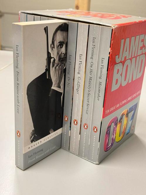 Coffret 10 livres 007 Ten Ian Fleming James Bond Novels, Livres, Partis & Groupements, Comme neuf, Enlèvement ou Envoi