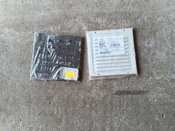 Ventilatie roosters  beschikbaar voor biedingen