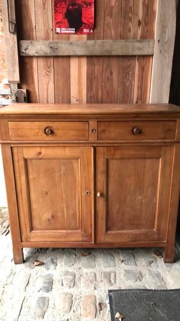 Antiek houten dressoir 50 x 125 x 114 cm beschikbaar voor biedingen