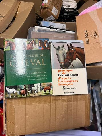 Deux superbes livres sur les chevaux à vendre ! beschikbaar voor biedingen